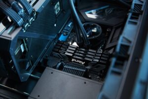 Kingston FURY Renegade silver and black DDR5 memory heat spreader