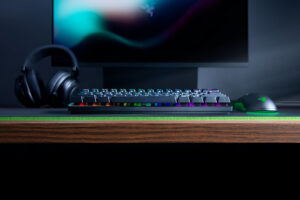 Razer Huntsman Mini 60% Optical Gaming Keyboard Black 4 Razer Huntsman Mini 60 percent gaming keyboard with Chroma RGB and detachable USB Type-C cable