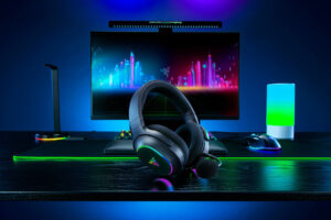 Razer Barracuda X Chroma Wireless Gaming Headset Black 3 Razer Barracuda X Chroma with TriForce 40mm drivers and 6-zone Chroma RGB lighting
