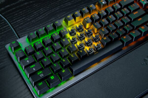 Razer Huntsman V3 Pro black gaming keyboard with PBT keycaps wrist rest and media controls